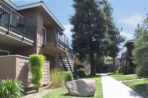 Income Restricted. . 1 bedroom apartments in fresno ca under 700